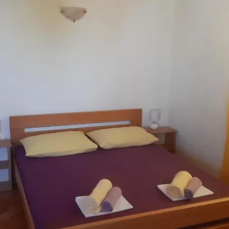 Lori Apartment